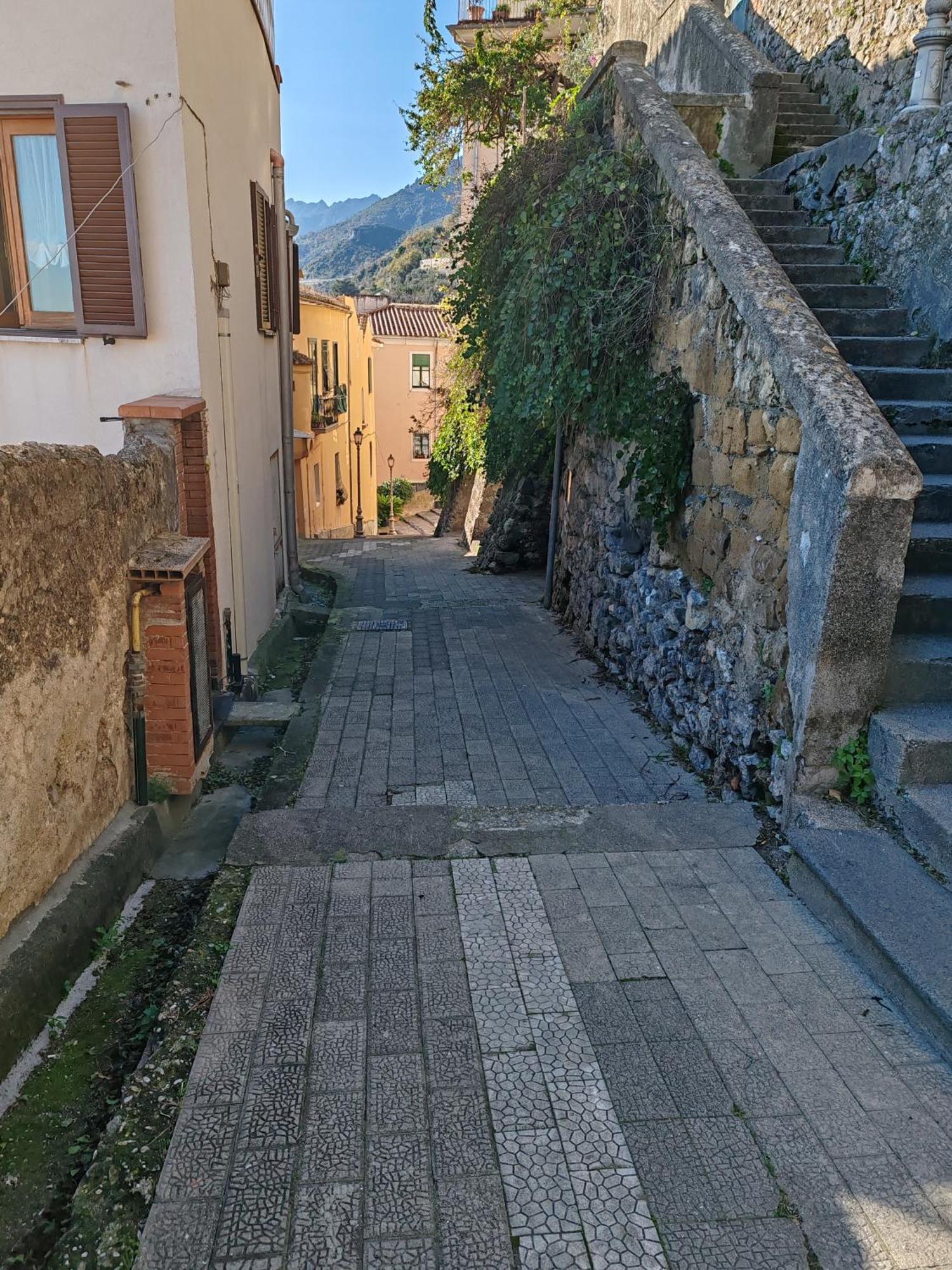 Апартаменты Smart House Ingresso Indipendente- Amalfi Coast Салерно Экстерьер фото